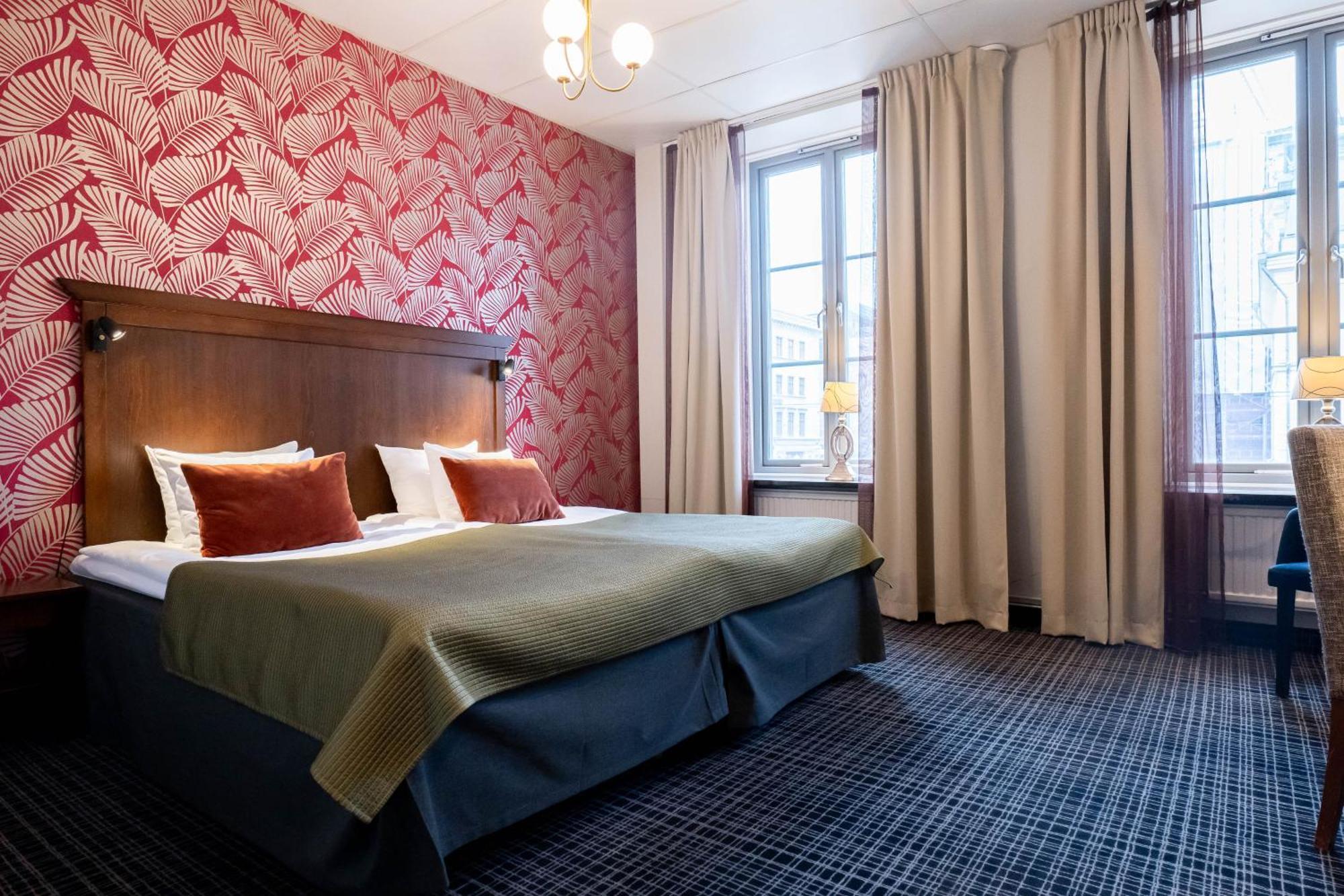 Hotell Profilhotels Opera 4*